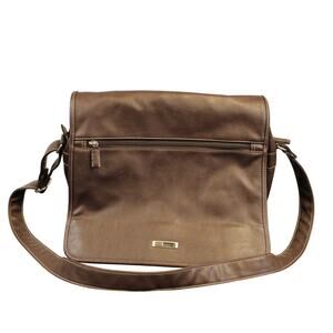 GUESS by Marciano Brown Faux Leather Cross Body Messenger Bag Sac Zippered Flap